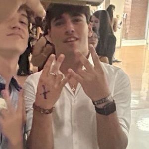 Meet your Posher, Dillon